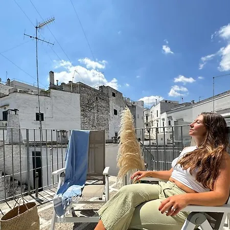 Casa Viola -100m To Piazza-panoramic Historic Town View بيت للعطل أوستوني