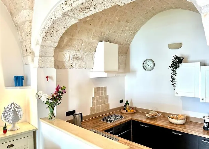 Holiday home Casa Viola -100m To Piazza-panoramic Historic Town View *